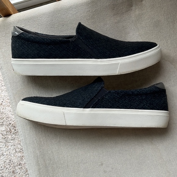 Slip on deck shoes - Picture 4 of 7